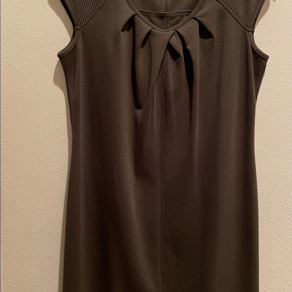 Spense dress. Looks great on!! Khaki Green. Size 14.  Excellent condition!